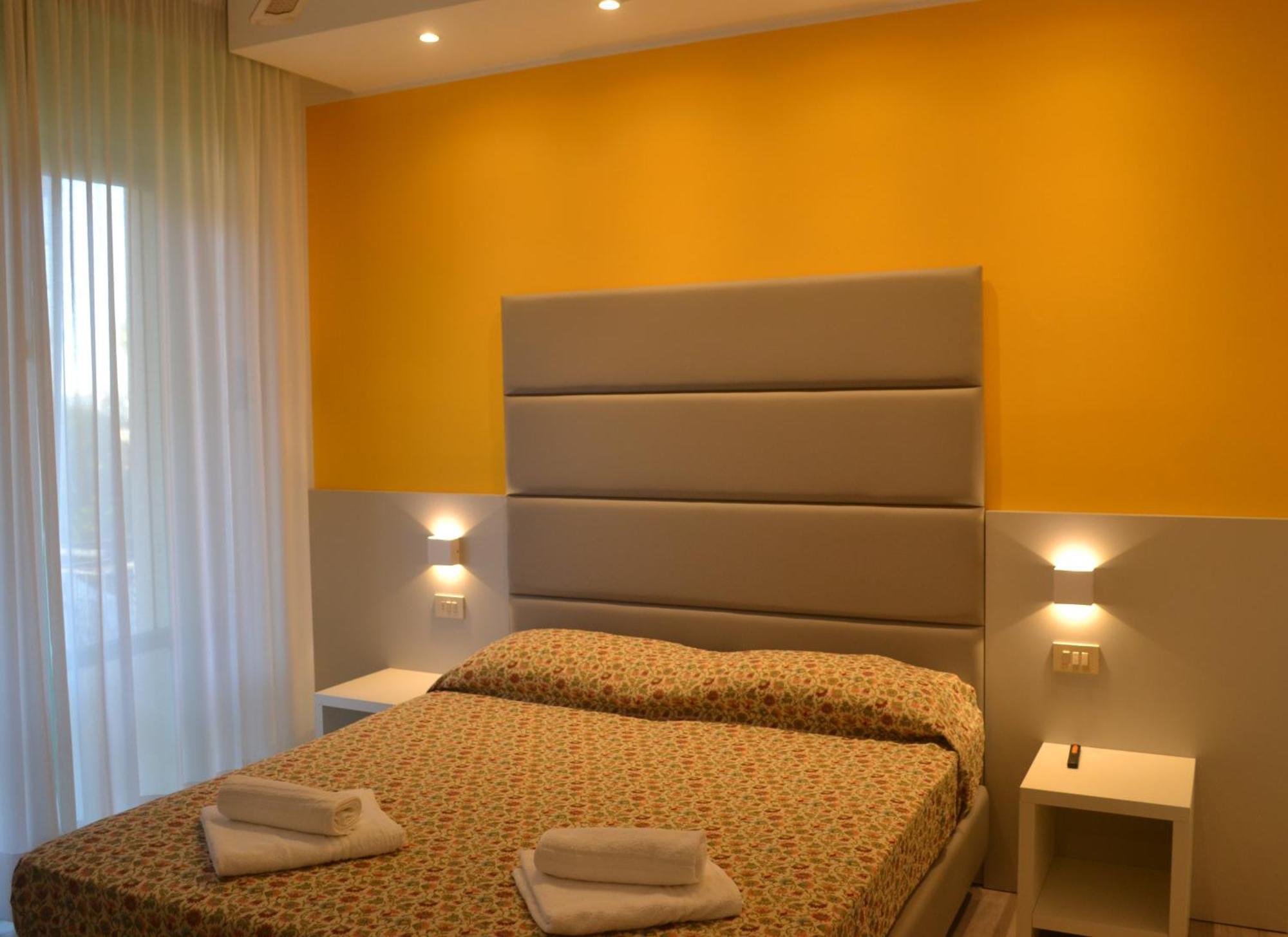 Hotel Mirage