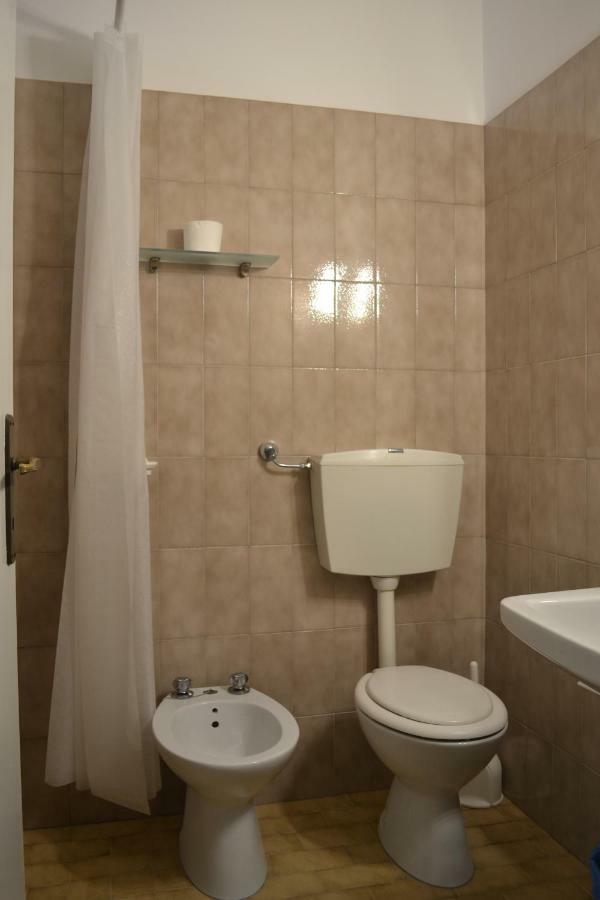 Mirage Hotel 2*